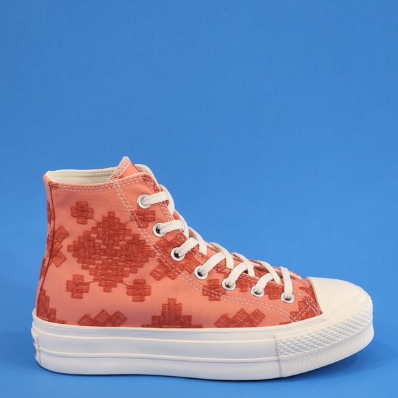 Converse CTAS Hi Lift Tonal Embroidery Women's Platform Sneakers A02233C NWT - Picture 2 of 6